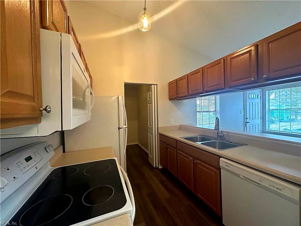 314 Thalia Station CT, VIRGINIA BEACH VA 23452 thumb 8