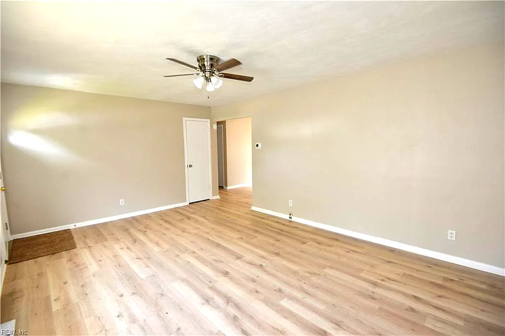 278 Appian AVE, VIRGINIA BEACH VA 23452 - Photo 4