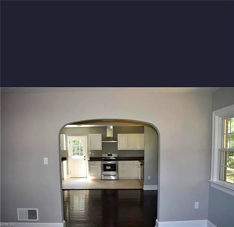 201 Maben AVE, BLACKSTONE VA 23824 - Photo 5