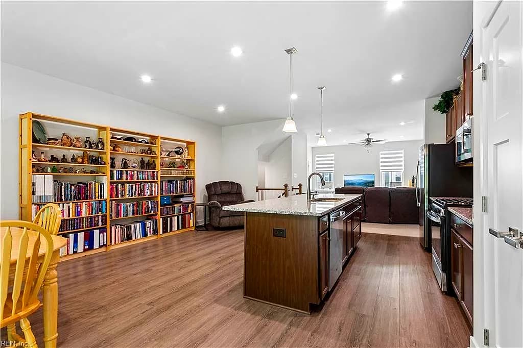 125 Fishermans WAY, POQUOSON VA 23662 thumb 7