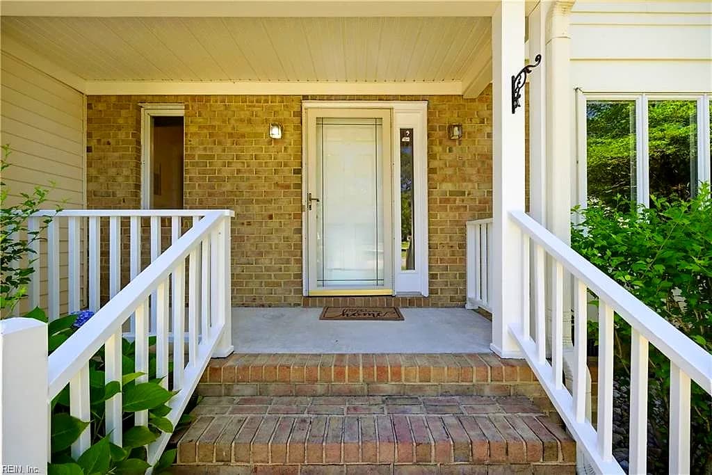1805 Blackhawk PL, CHESAPEAKE VA 23321 - Photo 5