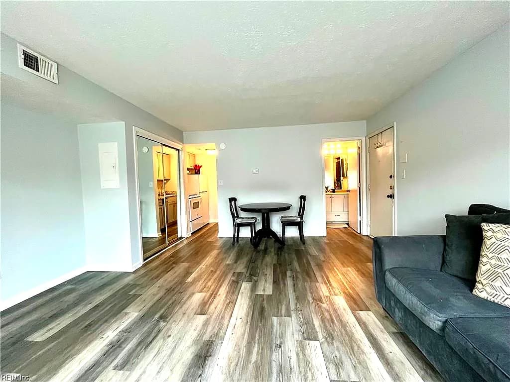 204 Pacific DR, HAMPTON VA 23666 thumb 7