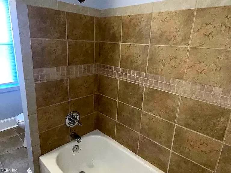 940 Reservoir AVE, NORFOLK VA 23504 thumb 9