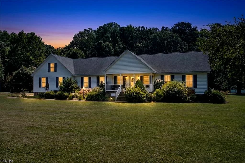 353 North End EST, NORTH VA 23128 - Main photo