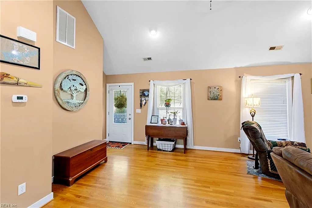 353 North End EST, NORTH VA 23128 thumb 7