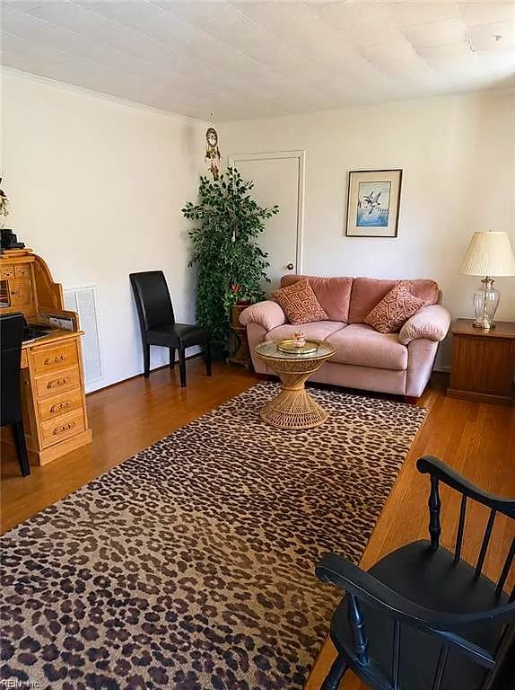 3479 W Bonner DR, NORFOLK VA 23513 thumb 6