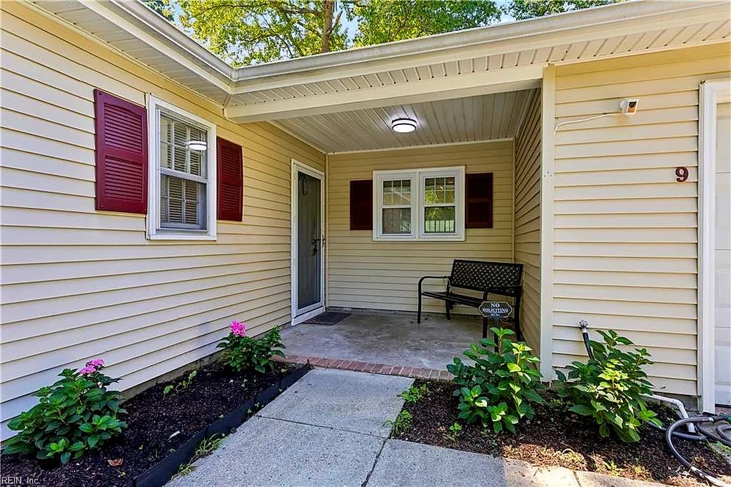 9 Westmont DR, HAMPTON VA 23666 thumb 6