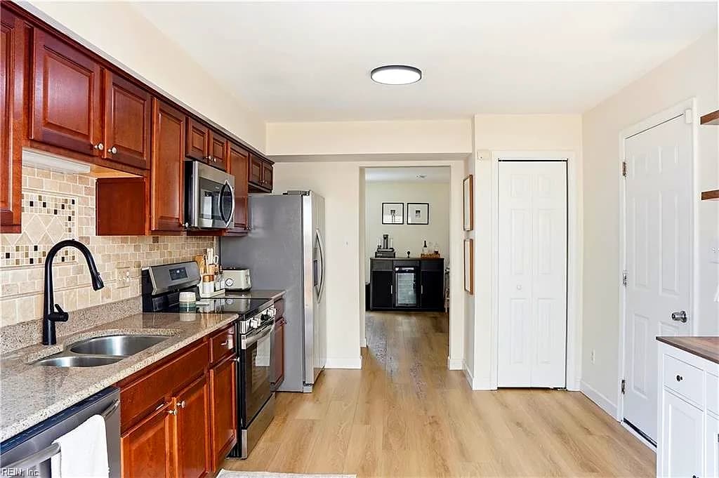 4091 Peridot DR, VIRGINIA BEACH VA 23456 thumb 11