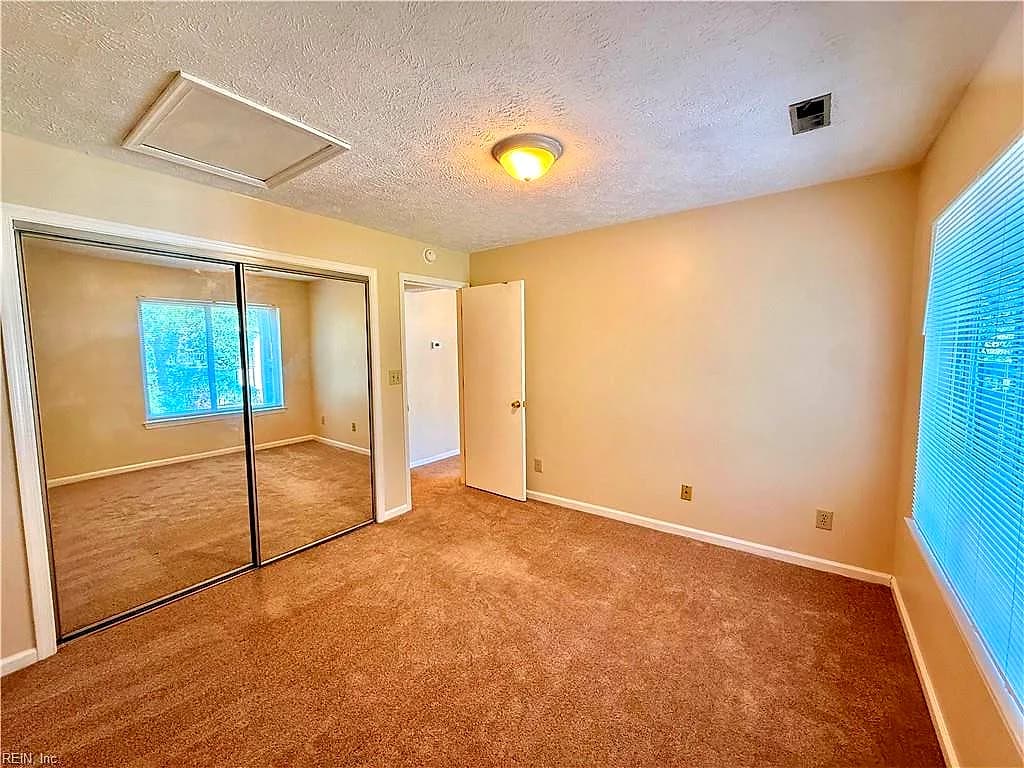 410 Wells CT, HAMPTON VA 23666 thumb 11