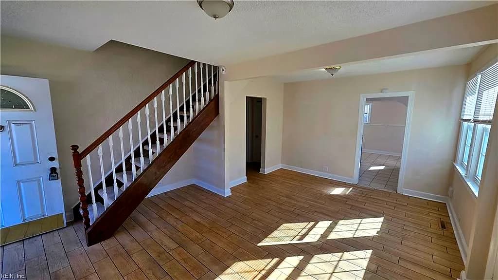 227 Charles AVE, PORTSMOUTH VA 23702 - Photo 3