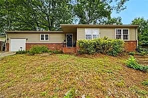 13 Darlene LN, NEWPORT NEWS VA 23608 - Main photo