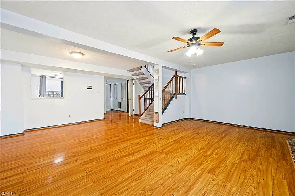 1300 Vanasse CT, HAMPTON VA 23666 - Photo 3