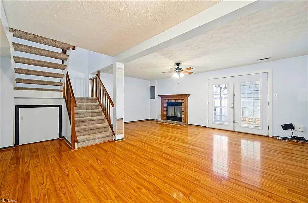 1300 Vanasse CT, HAMPTON VA 23666 - Photo 5