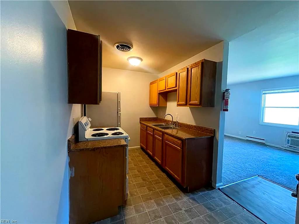 243 Maryland AVE #A, PORTSMOUTH VA 23707 thumb 9