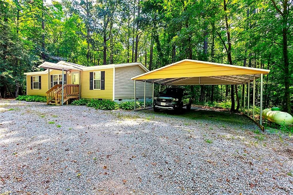 14439 Beaver Dam Rd RD, WAVERLY VA 23890 - Photo 5
