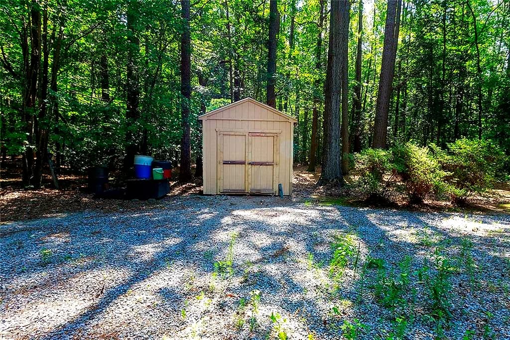 14439 Beaver Dam Rd RD, WAVERLY VA 23890 thumb 8