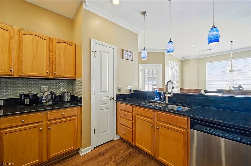 288 Mockingbird LN, HAMPTON VA 23669 thumb 8