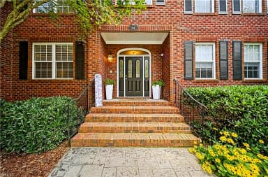 844 Greenfield LN, CHESAPEAKE VA 23322 thumb 3