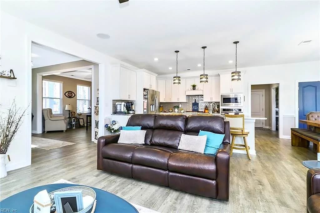 221 Wilson DR, CHESAPEAKE VA 23322 thumb 11