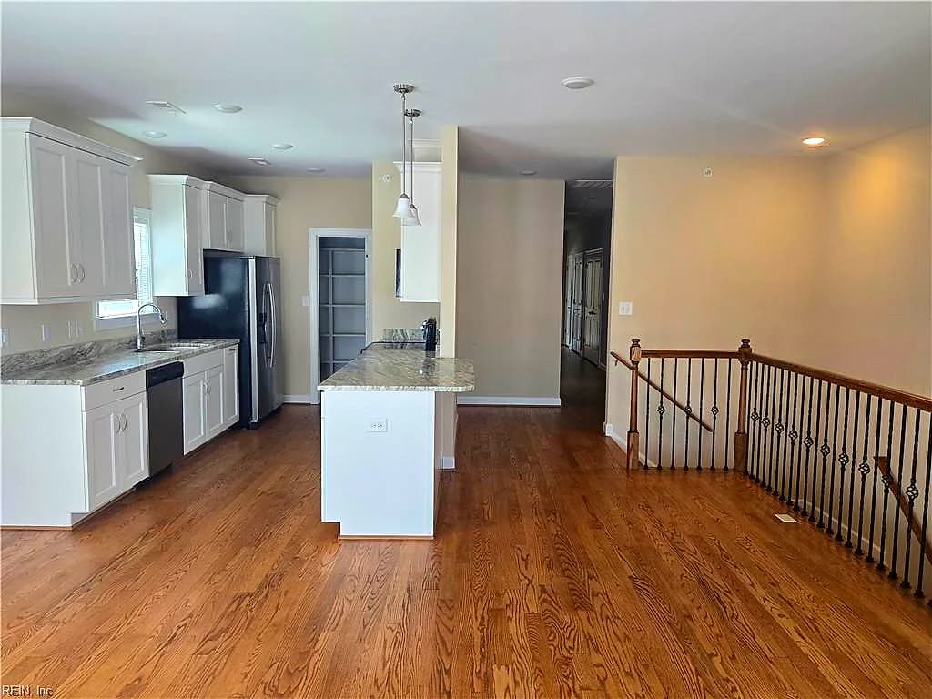 605 Commonwealth DR #A, YORKTOWN VA 23692 thumb 11