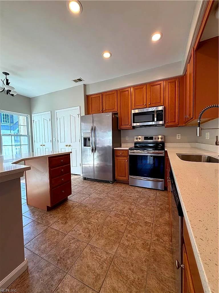 201 Grant CT, YORKTOWN VA 23692 thumb 12