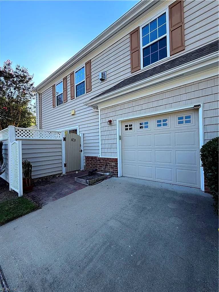 201 Grant CT, YORKTOWN VA 23692 - Photo 5