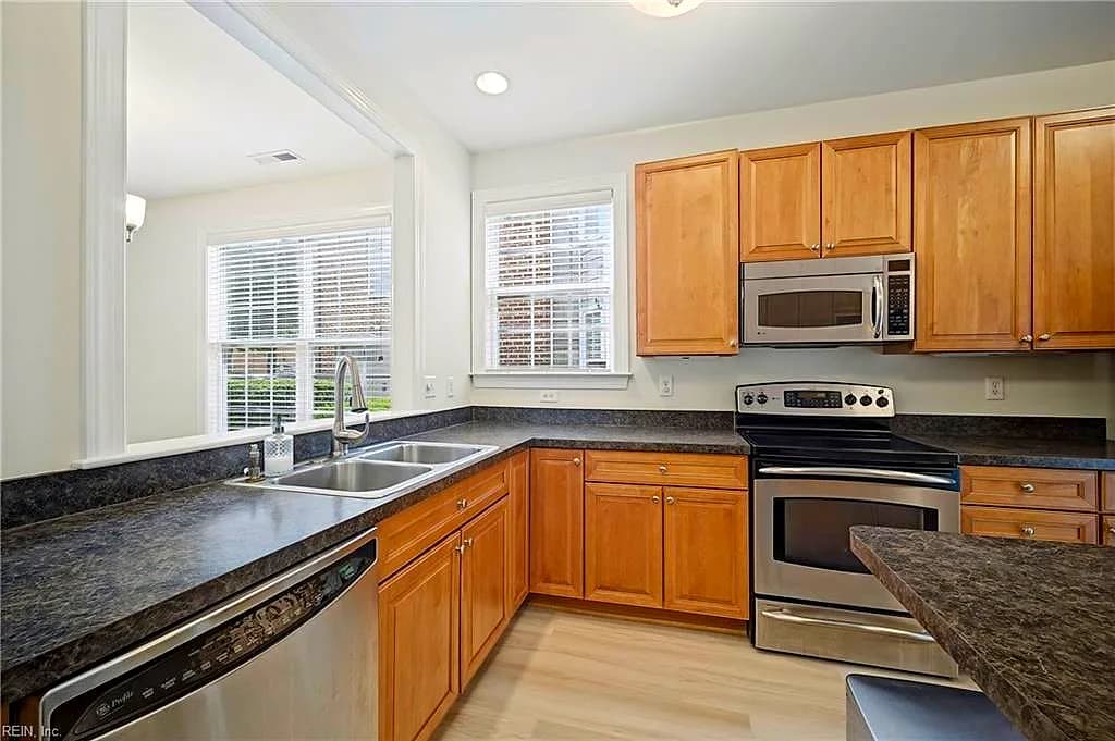 458 Blue Beech WAY, CHESAPEAKE VA 23320 thumb 12