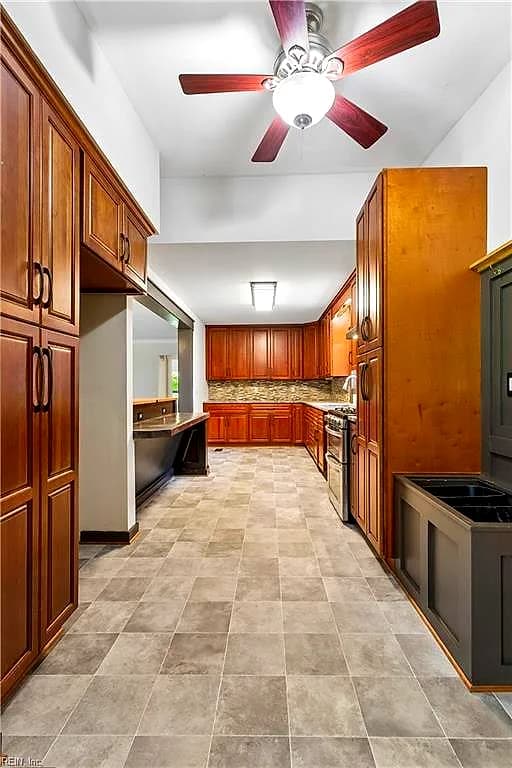 27 Hertzler RD, NEWPORT NEWS VA 23602 thumb 11