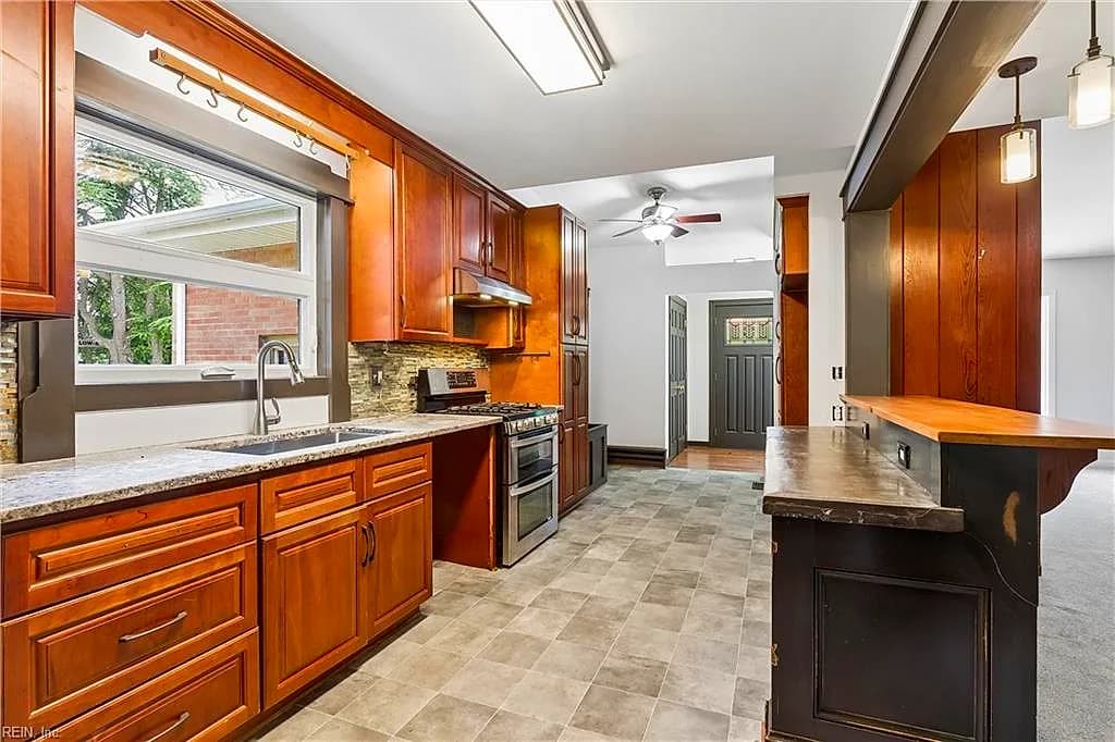 27 Hertzler RD, NEWPORT NEWS VA 23602 thumb 12