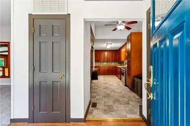 27 Hertzler RD, NEWPORT NEWS VA 23602 thumb 3