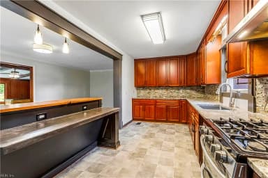 27 Hertzler RD, NEWPORT NEWS VA 23602 thumb 9