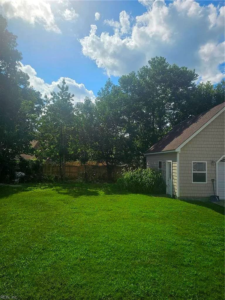 1068 Sharon DR, CHESAPEAKE VA 23320 thumb 6