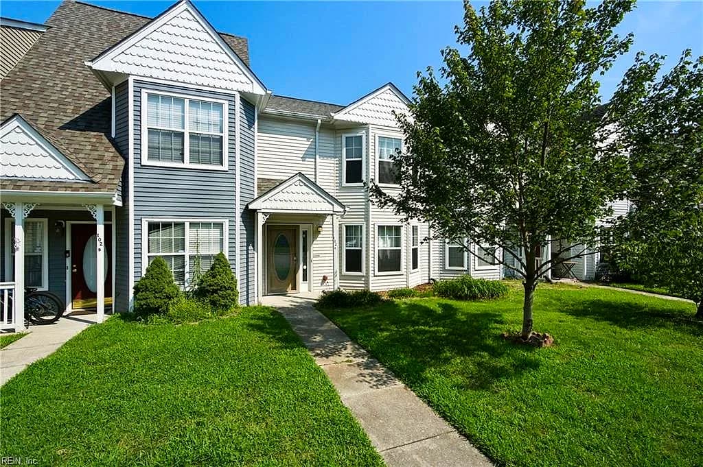 102 Heather WAY #C, YORKTOWN VA 23693 - Main photo