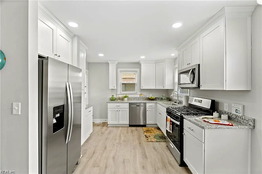 218 Beechwood AVE, NORFOLK VA 23505 thumb 9