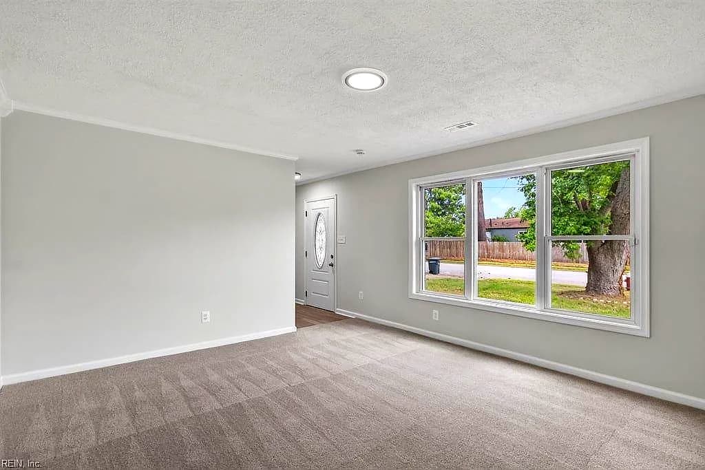 56 Banister DR, HAMPTON VA 23666 thumb 7