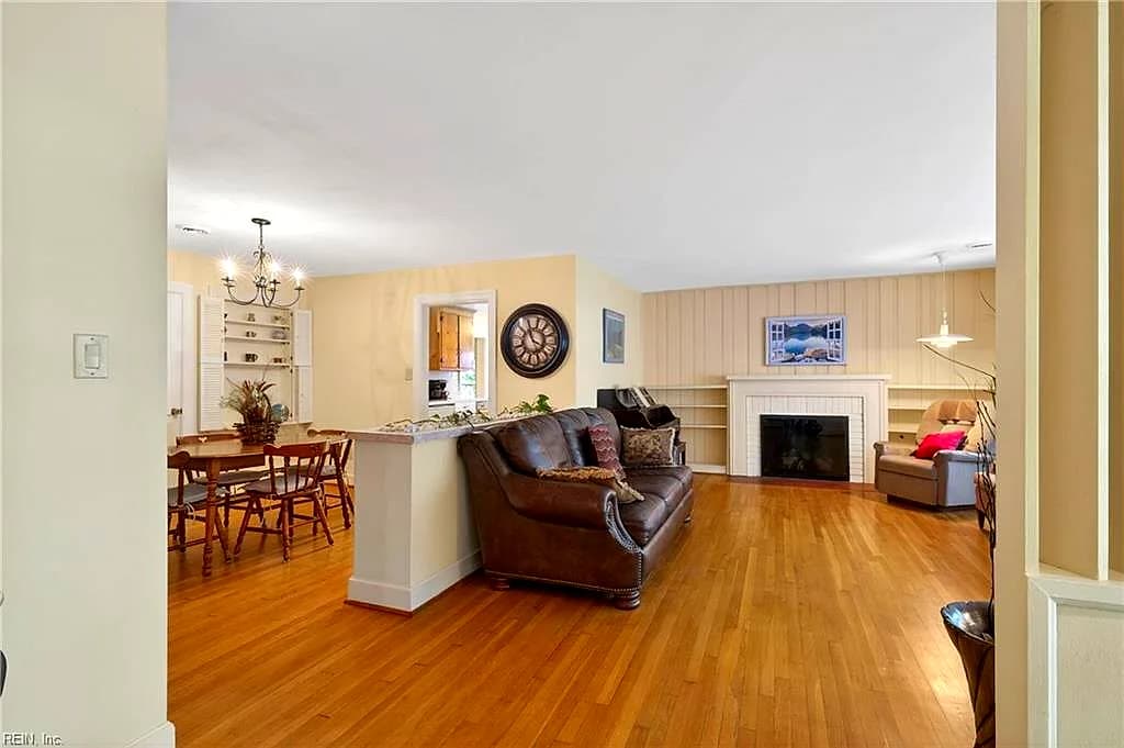317 Central PW, NEWPORT NEWS VA 23606 - Photo 5