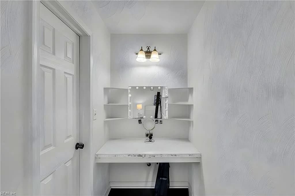 24 Sandra DR, NEWPORT NEWS VA 23608 thumb 9