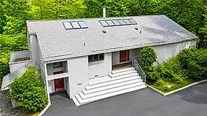 6617 Pocahontas LN, HAYES VA 23072 - Main photo
