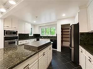 6617 Pocahontas LN, HAYES VA 23072 thumb 12