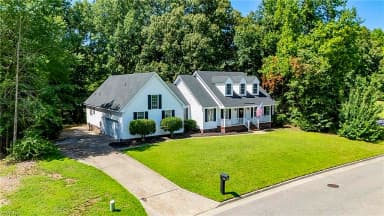 1500 Olde Mill Creek DR, SUFFOLK VA 23434 thumb 4
