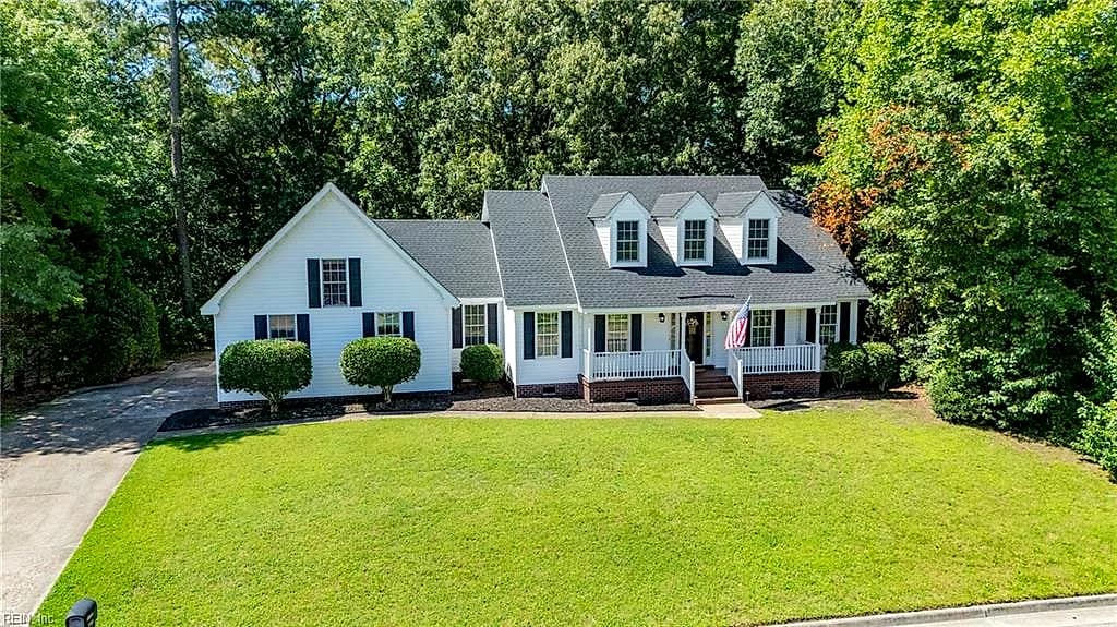 1500 Olde Mill Creek DR, SUFFOLK VA 23434 - Photo 5
