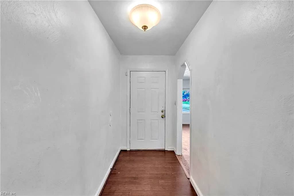 700 Saxon CT, CHESAPEAKE VA 23323 thumb 10