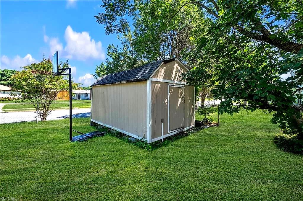 1125 Sir Gawaine DR, CHESAPEAKE VA 23323 thumb 8