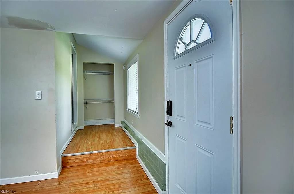 501 Burksdale RD, NORFOLK VA 23505 - Photo 4