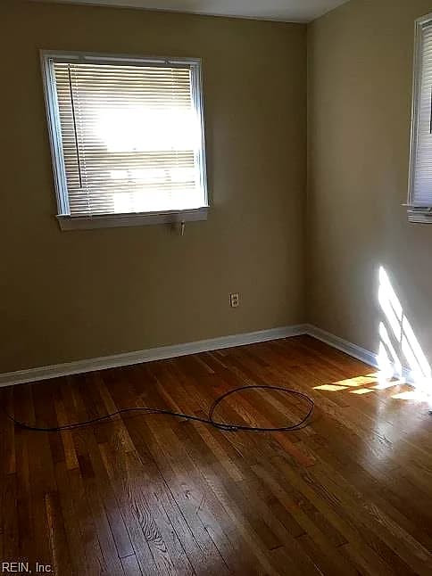40 Bruton AVE, NEWPORT NEWS VA 23601 thumb 12