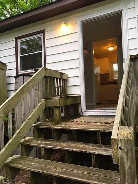 321 N First ST #B, HAMPTON VA 23664 - Main photo