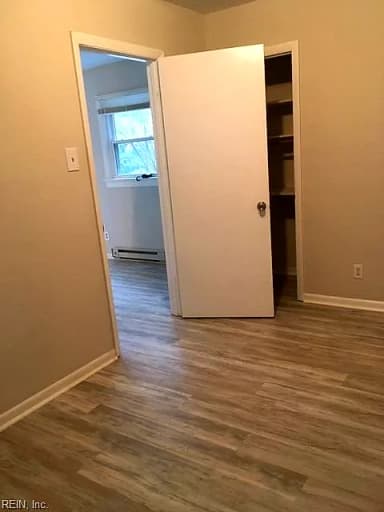 321 N First ST #B, HAMPTON VA 23664 thumb 6