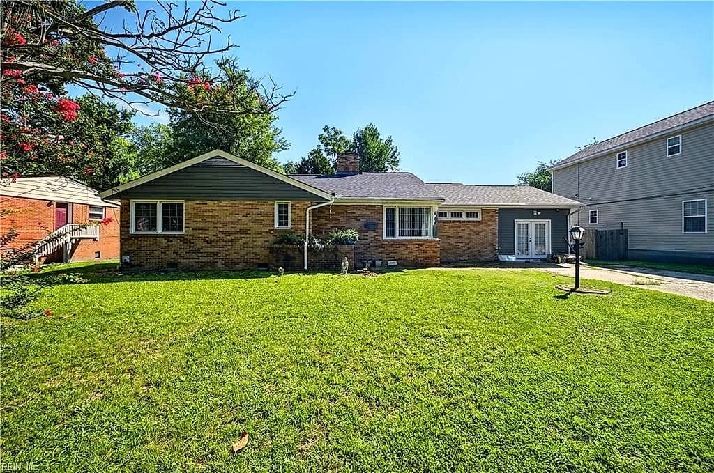 618 Smith ST, HAMPTON VA 23661 - Main photo