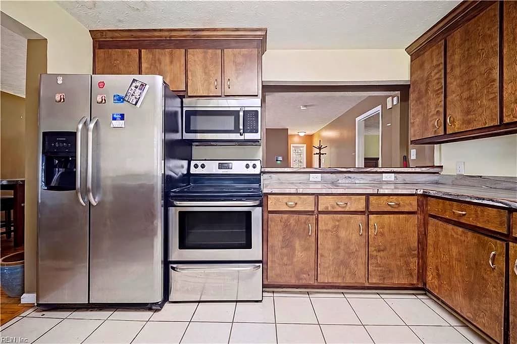 618 Smith ST, HAMPTON VA 23661 thumb 11