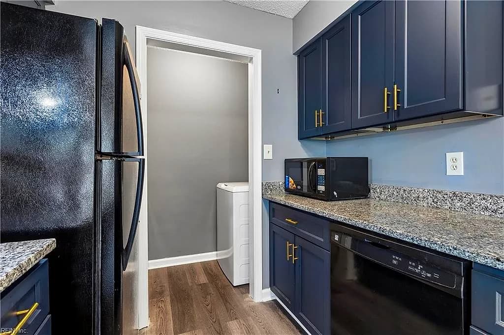 203 Alder Wood DR, HAMPTON VA 23666 thumb 12